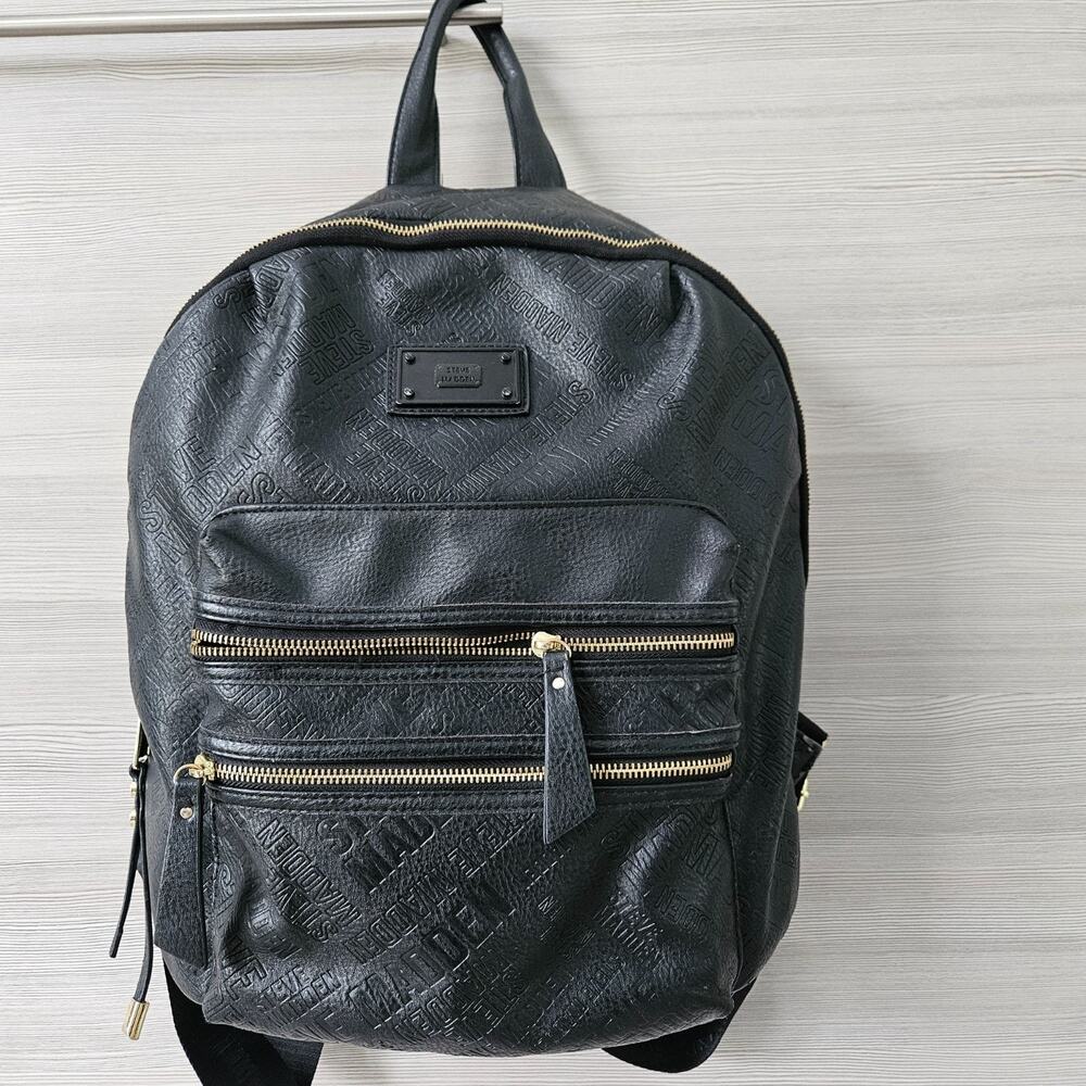 Steve Madden Black Backpack Bag‎ Gold Zippers Logo Gym City Minimalist FLAWS